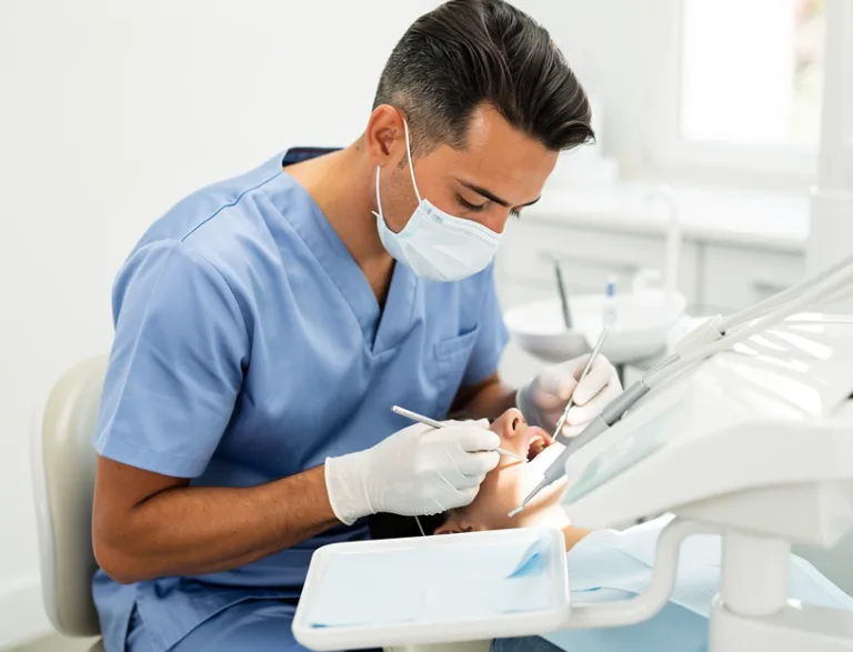 Dentista servicio en Antequera